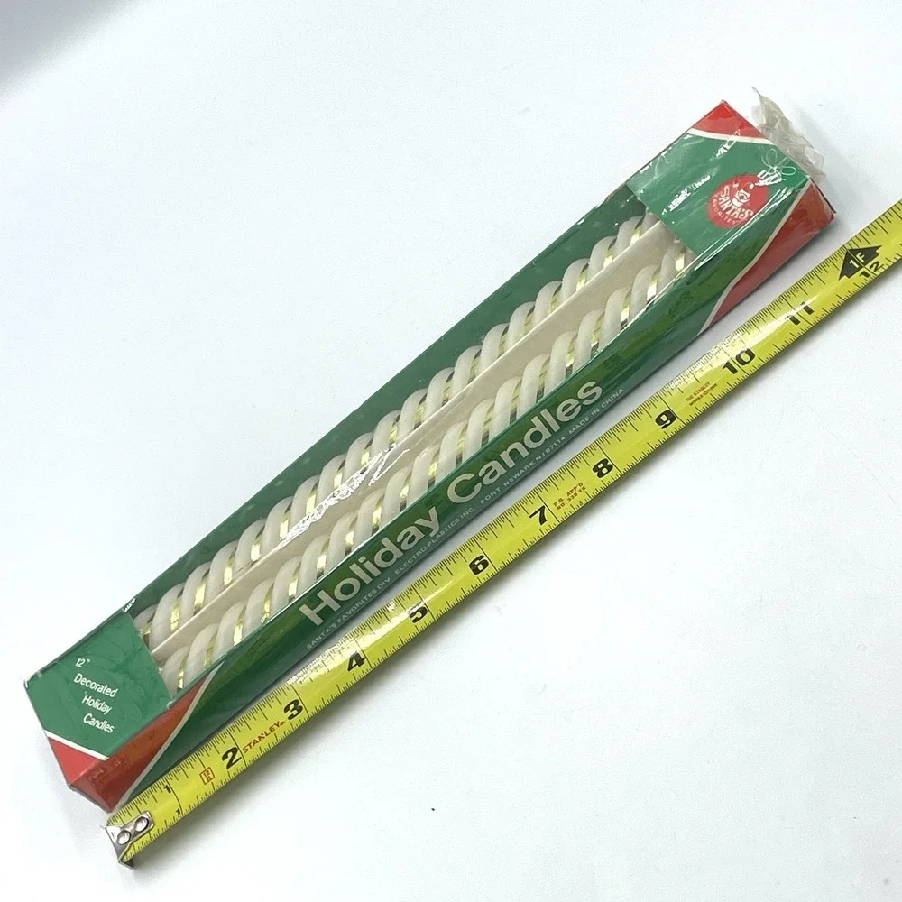 Vintage‎ Santa's Favorites 12